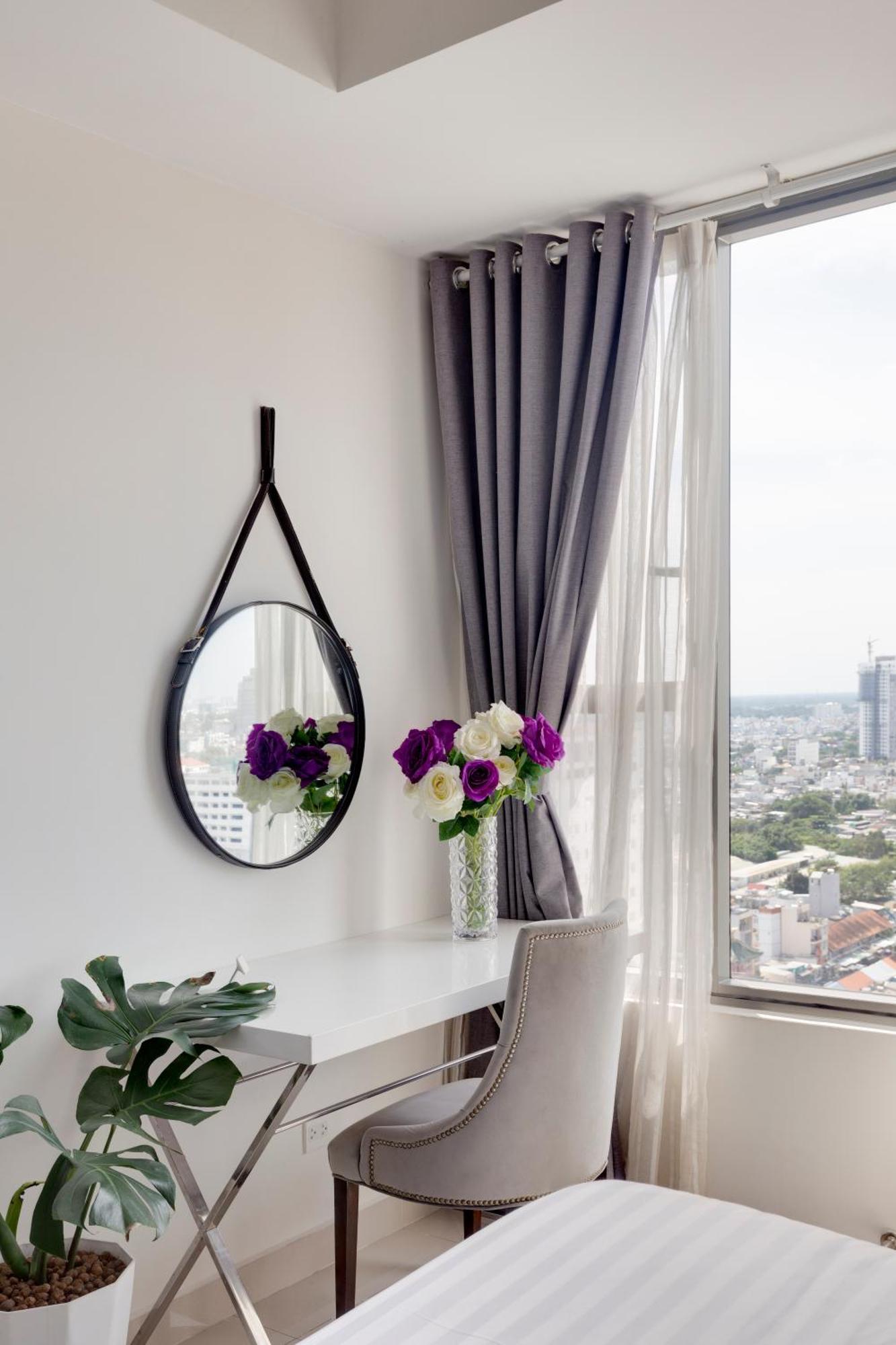 Smile Home - Rivegate - Modern Comfort - Near Bui Vien Ho Şi Min Dış mekan fotoğraf